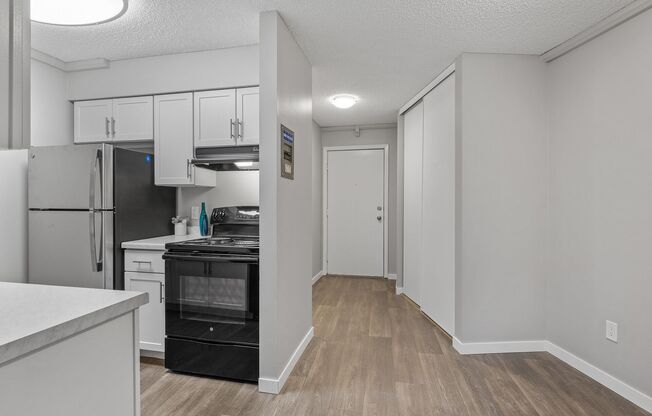 Studio, 1 bath, 484 sqft, $1,185, Unit 331