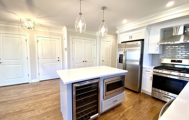 8 MAPLEWOOD