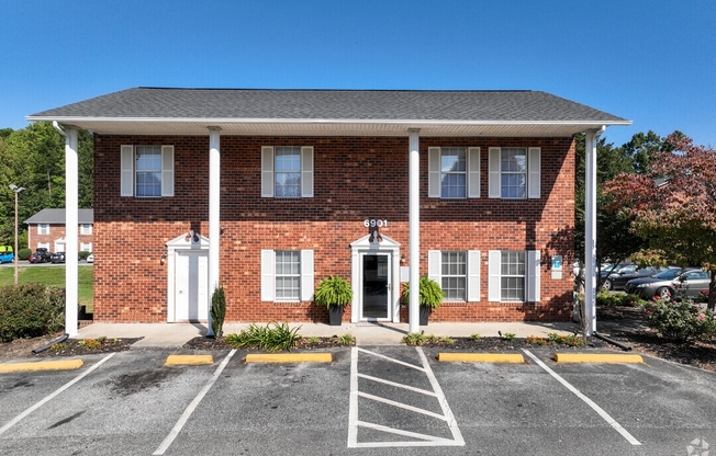 Building Exterior/Resident Parking