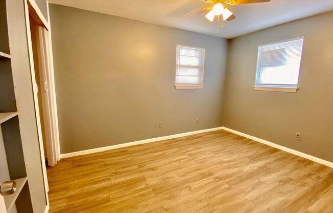 $0 First Month's Rent / $0 Deposit at Move-in