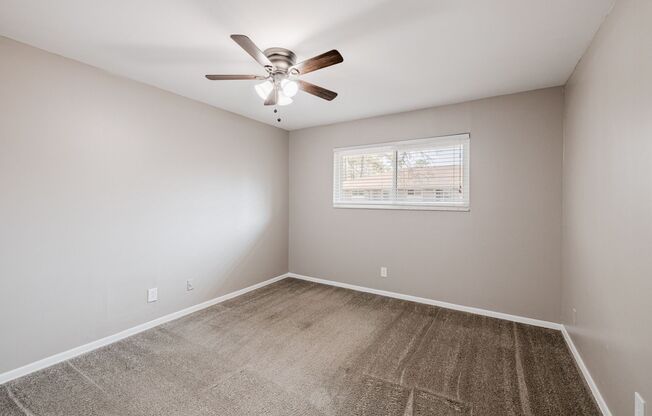 2 beds, 1 bath, 987 sqft, $1,399, Unit 2288-02
