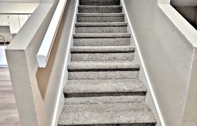 2 beds, 1.5 baths, 1,044 sqft, $900, Unit 9C