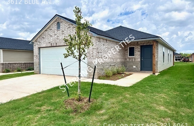 3612 BLUE AVE