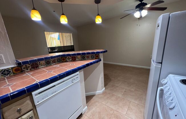 12221 W Bell Road Unit 185