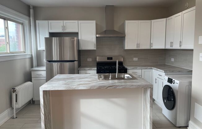 1 bed, 1 bath, $1,549, Unit 334