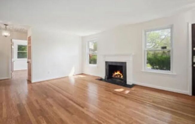 3 beds, 2.5 baths, $3,550
