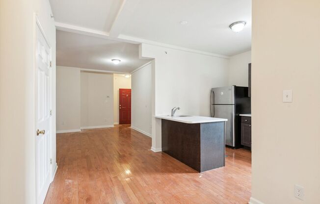 5 beds, 3 baths, 1,538 sqft, $1,900, Unit Unit 14