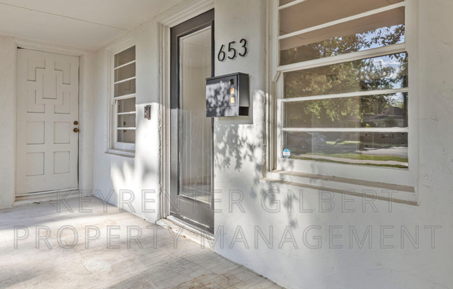 Charming Historic 3-Bed / 2-Bath Home Near Downtown Mesa