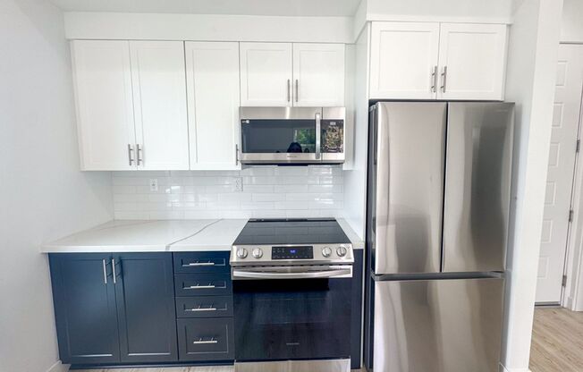 2 beds, 2 baths, 872 sqft, $3,995, Unit 229
