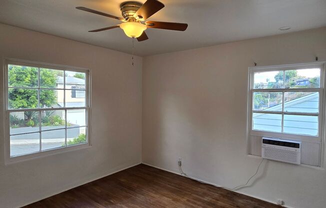 2 beds, 1 bath, $3,200