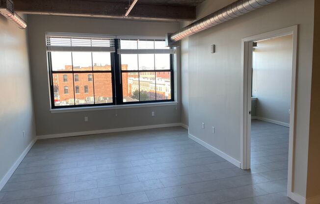 1 bed, 1 bath, 746 sqft, $2,450, Unit Unit #704