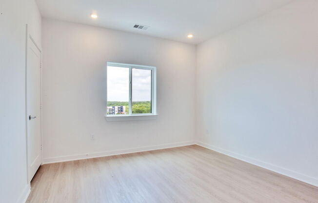 2 beds, 2 baths, 1,015 sqft, $1,699, Unit Apartment 407