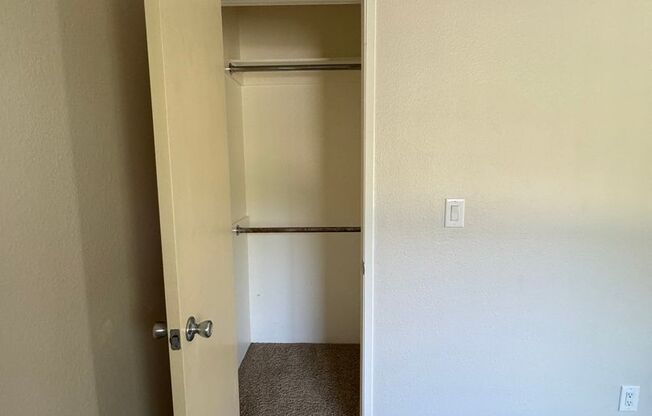 1 bed, 1.5 baths, $2,100