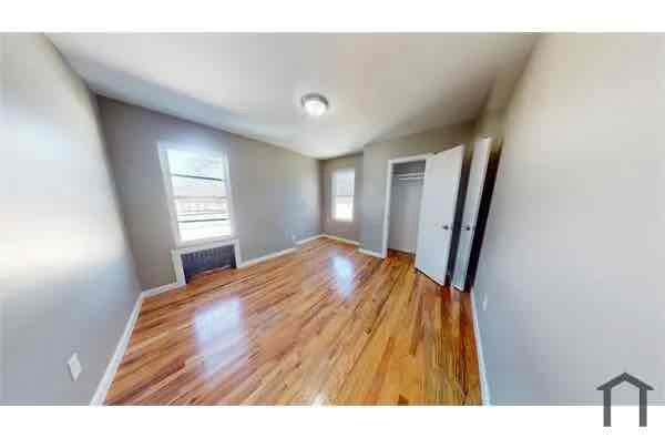 61 ROE ST