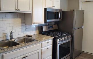 1 bed, 1 bath, $600, Unit 504 S Osage unit 6