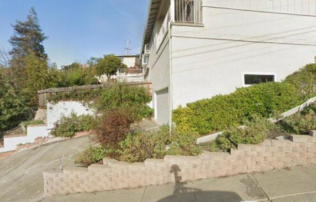 15941 GRAMERCY DR