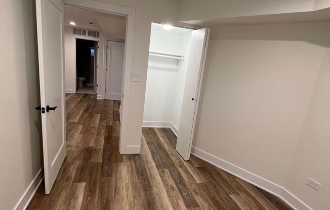 4 beds, 2 baths, $3,800, Unit 126-1