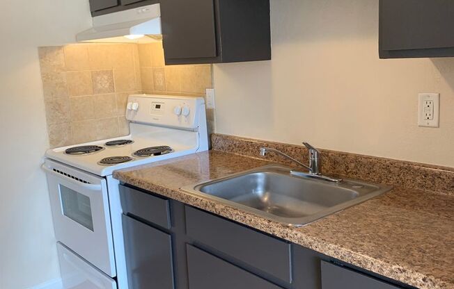 1 bed, 1 bath, 620 sqft, $1,375, Unit 3230 H