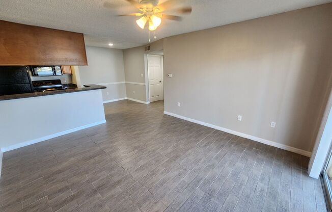 1 bed, 1 bath, $1,395, Unit # 106