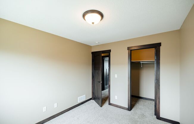 2 beds, 1.5 baths, 1,080 sqft, $1,875, Unit 3324