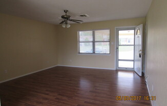 3 beds, 1.5 baths, $900