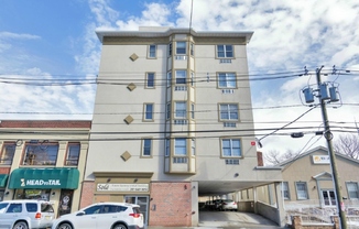 448 Palisade Ave