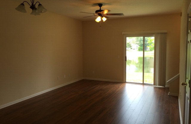 2 beds, 2.5 baths, $1,650