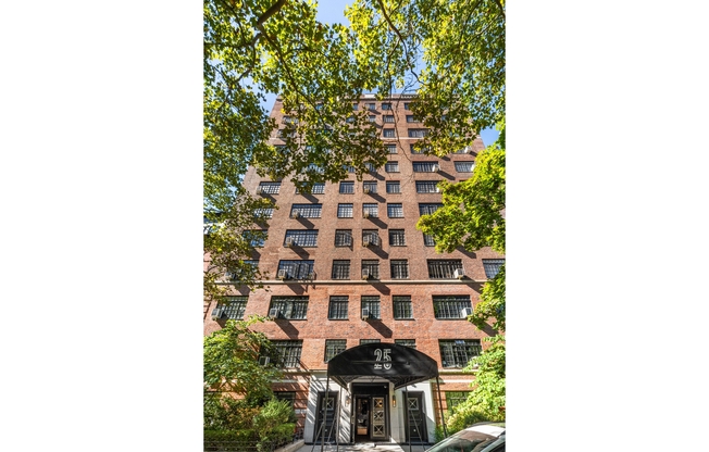 Studio, 1 bath, $3,900, Unit 4B