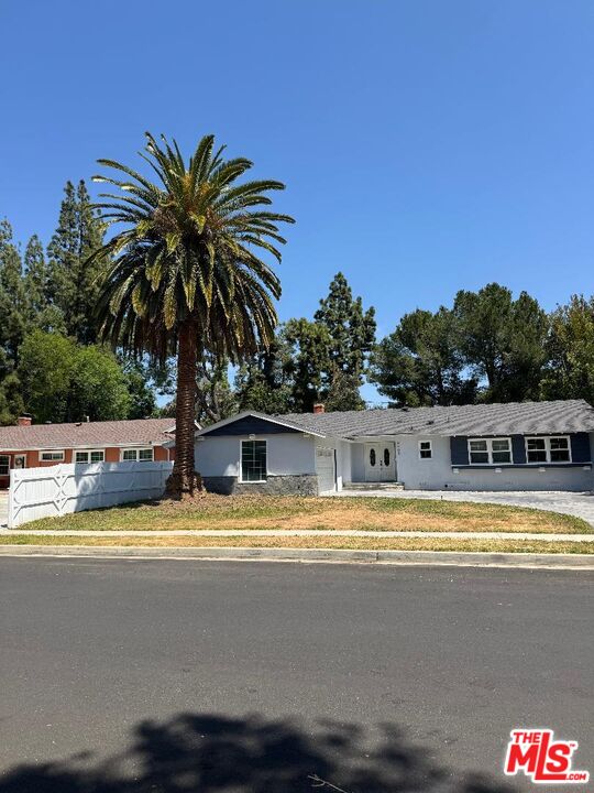8408 FABLE AVE