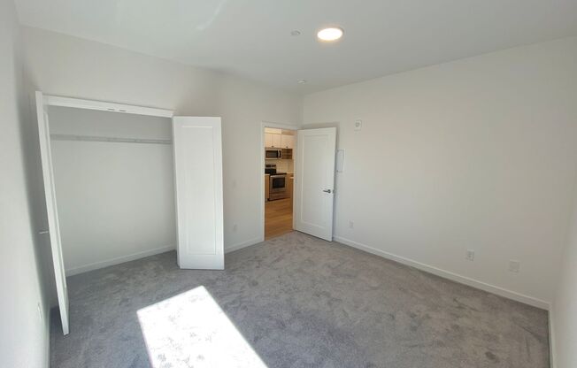 2 beds, 1 bath, 765 sqft, $2,750, Unit The Elm - 403