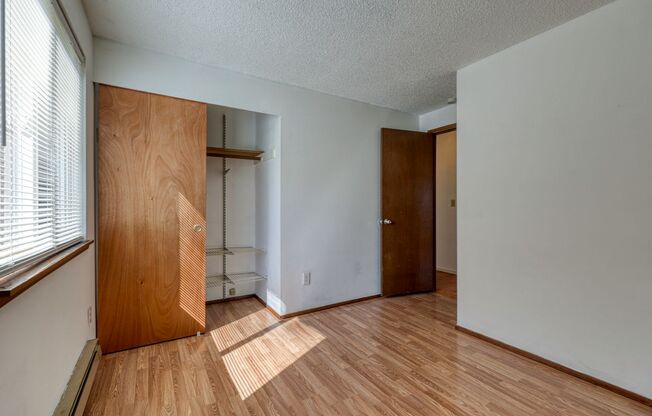 3 beds, 1 bath, $1,700