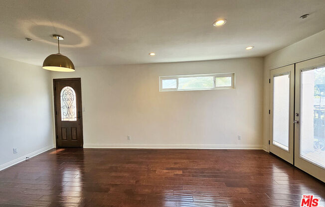 4220 FAIR AVE