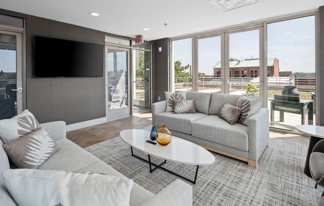 1 bed, 1 bath, $3,000, Unit 419