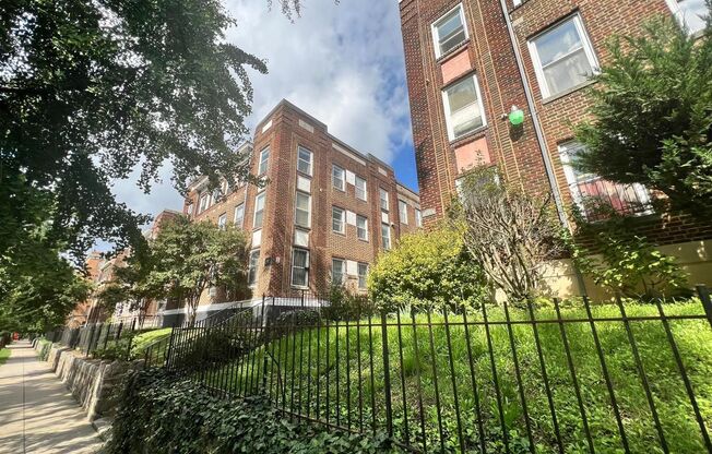 Newly Available Three Bedroom Condo in Columbia Heights for Rent!