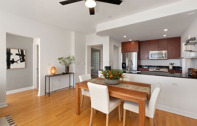 2 beds, 2 baths, $2,995, Unit #513