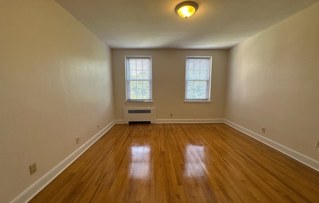 1 bed, 1 bath, 700 sqft, $2,650, Unit 308