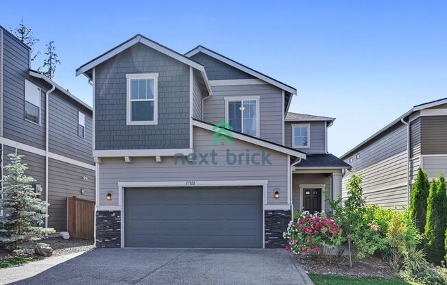 Spacious 5 bedrooms and 3 bathrooms Cul-de-Sac house Ready for Rent!