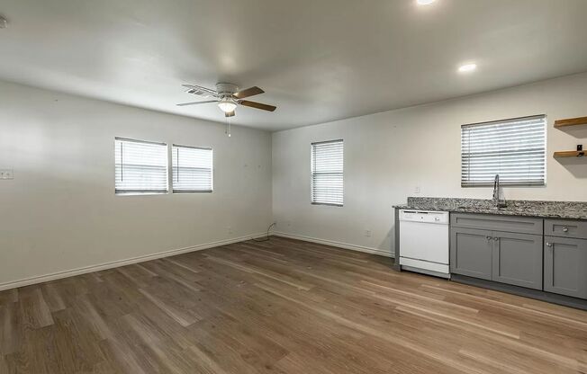 1 bed, 1 bath, $1,095, Unit 3106