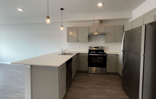 1 bed, 1 bath, 660 sqft, $1,625, Unit 415