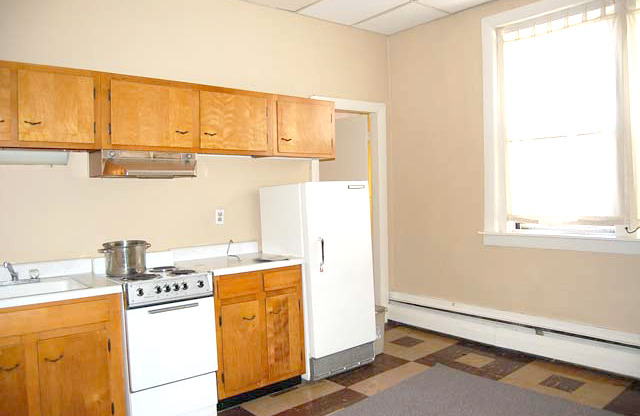 223 Thayer St