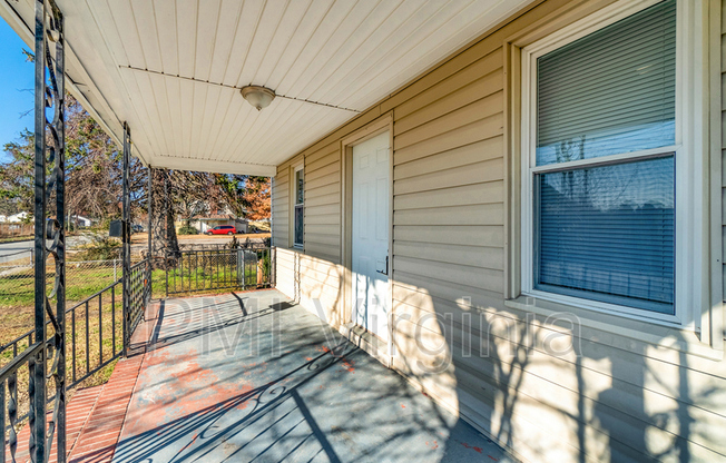 3422 WESTMINSTER AVE