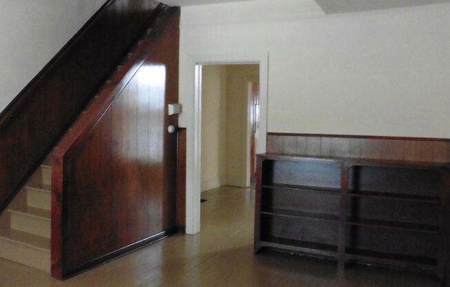 1512 CATHERINE St.