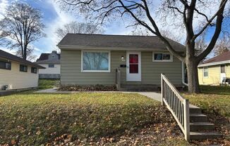 Newly Remodeled 2 Bedroom Single Family Home