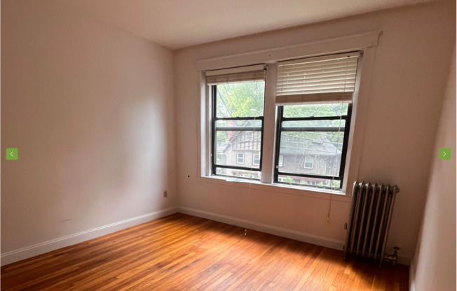 No Fee! Spacious Apt w Ht and Hot Water Included Near Brookline Border, B and C T-Lines minutes away by foot!