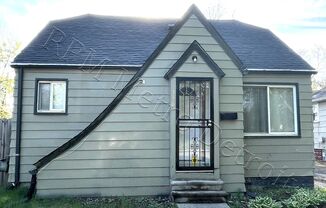 UPDATED RANCH in INKSTER