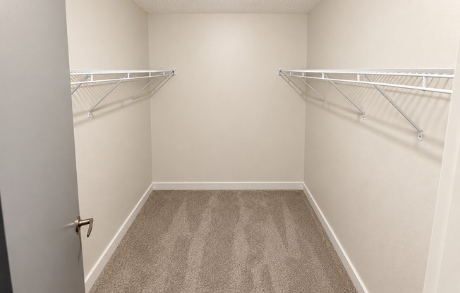 2 beds, 1 bath, 834 sqft, $1,695, Unit 308