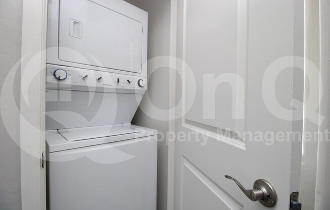 2 beds, 3 baths, 1,138 sqft, $1,899, Unit 1060