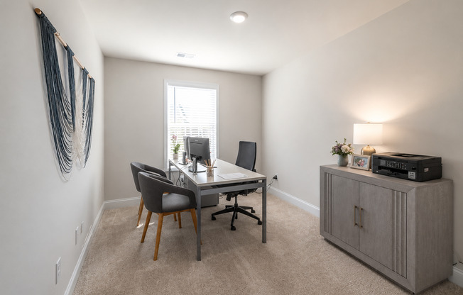 3 beds, 2.5 baths, 1,407 sqft, $2,200, Unit 5122