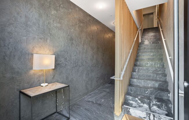 Mission District: Luxury Condo w/ Private Terrace, W/D in-unit & Parking included