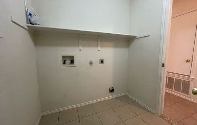 3 beds, 2 baths, $1,900